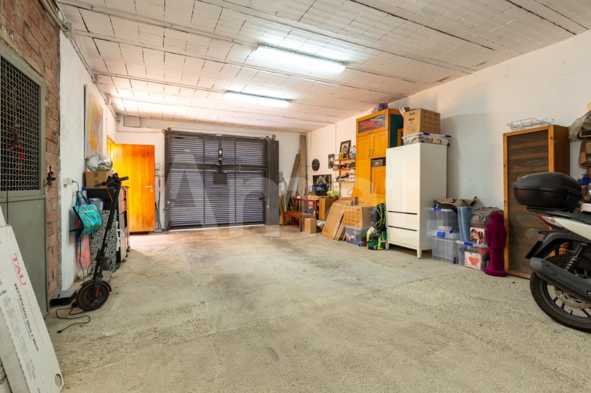 Renovated multi-family house, in La Miranda, with views -58