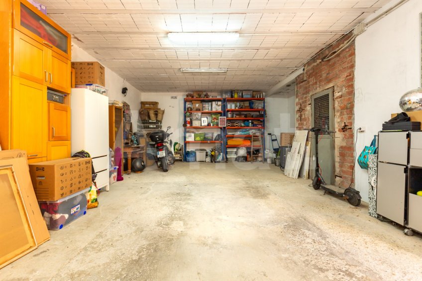 Renovated multi-family house, in La Miranda, with views -59