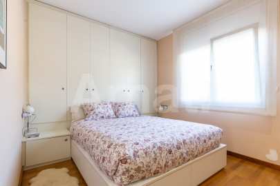 Renovated multi-family house, in La Miranda, with views -28