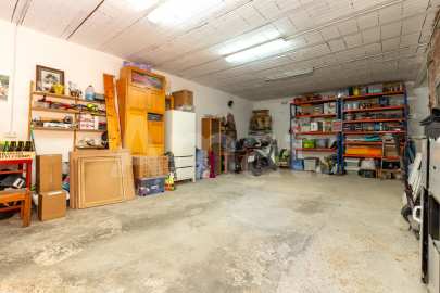 Renovated multi-family house, in La Miranda, with views -60