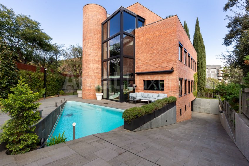 Espectacular casa en entorn exclusiu