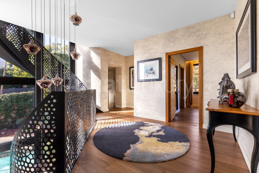 Espectacular casa en entorn exclusiu -3