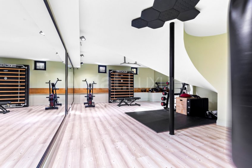 Espectacular casa en entorn exclusiu -53