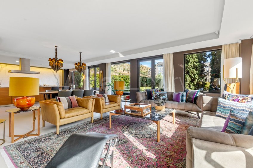 Espectacular casa en entorn exclusiu -9