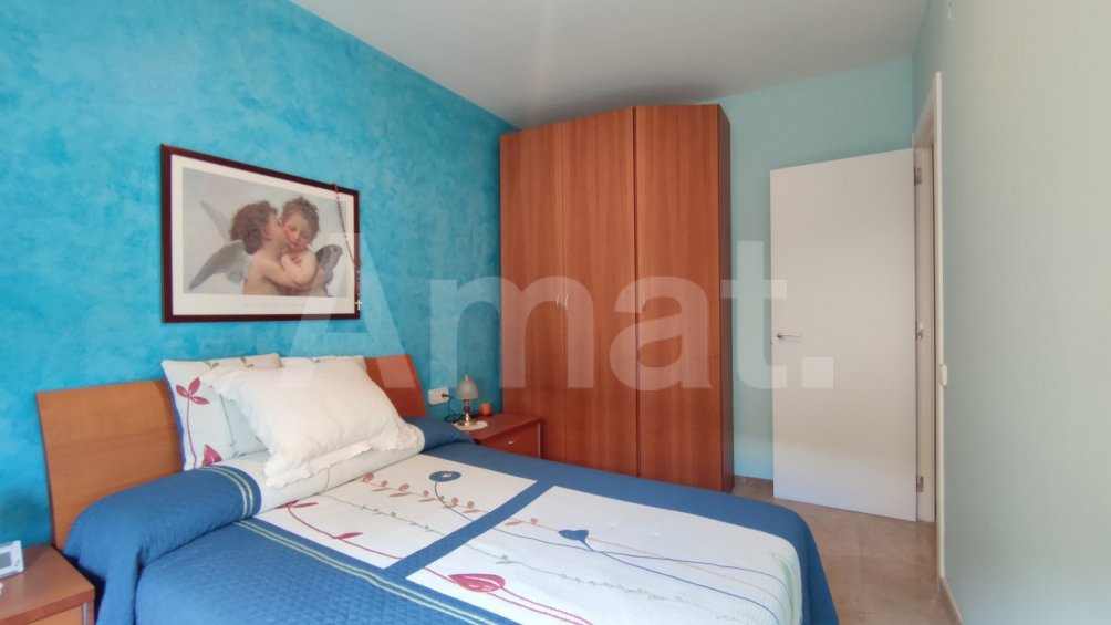 Casa de poble amb garatge, al centre -16