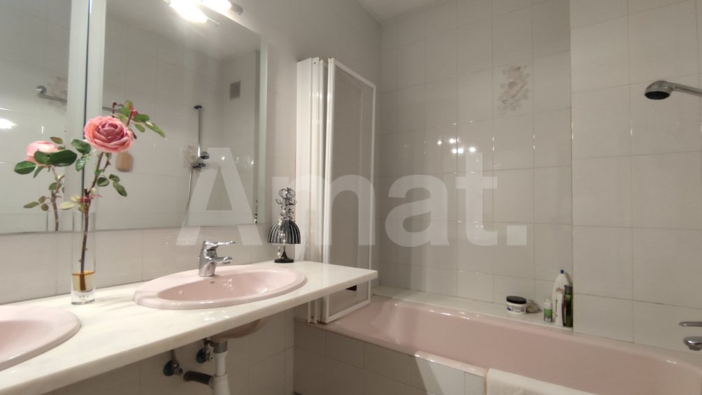 Casa de poble amb garatge, al centre -23