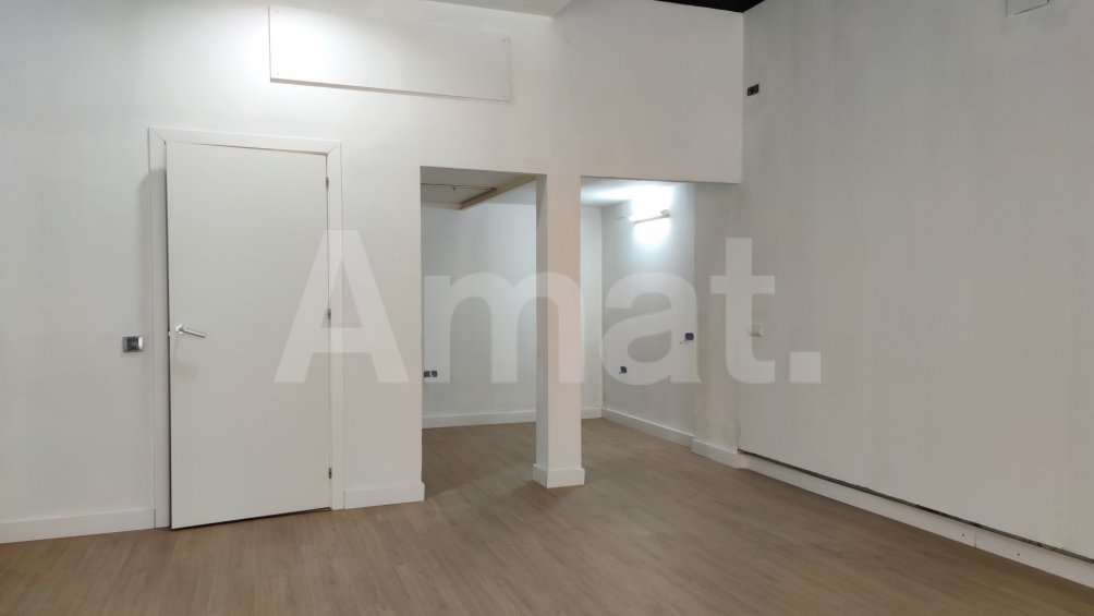 Casa de poble amb garatge, al centre -37