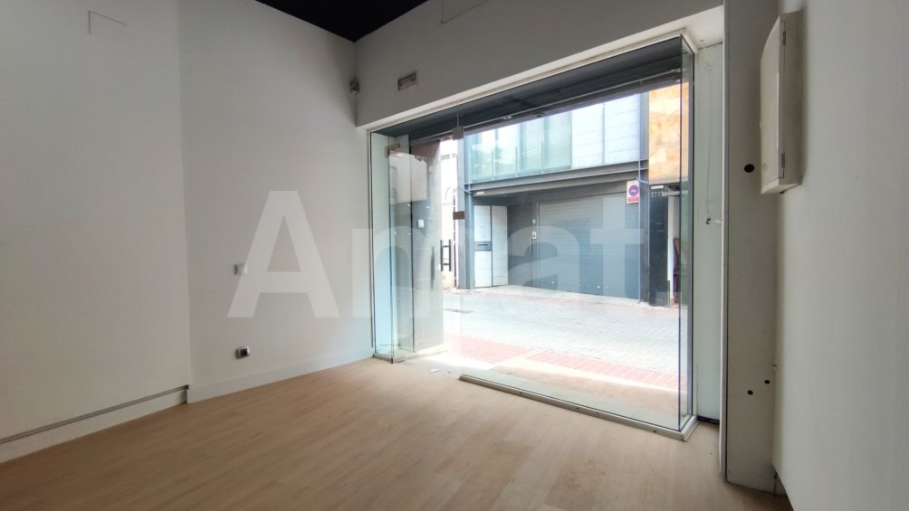 Casa de poble amb garatge, al centre -38