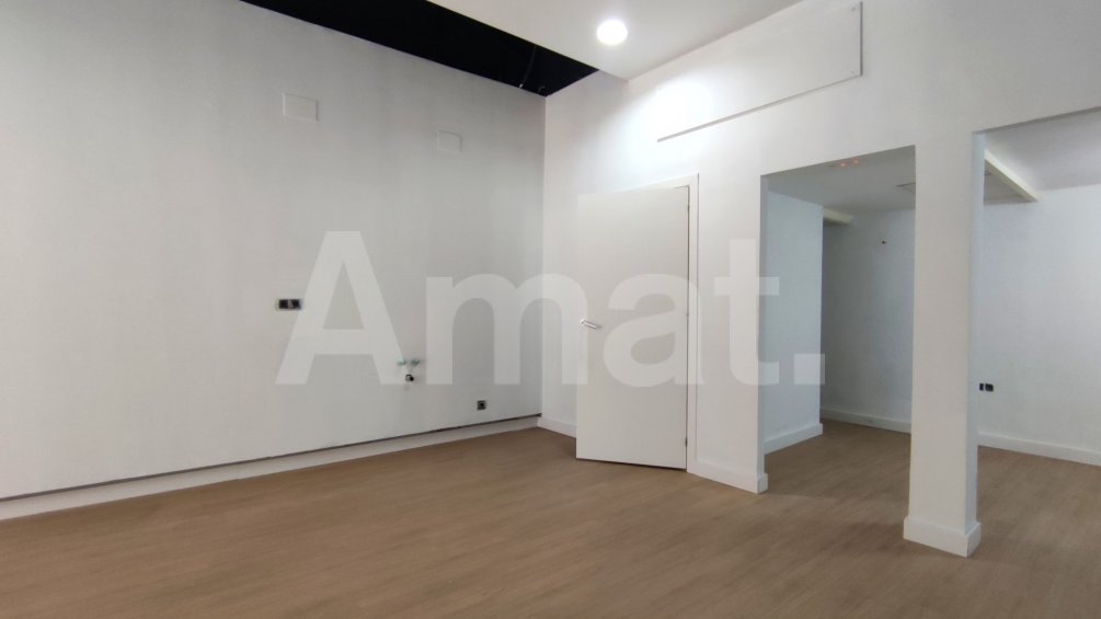 Casa de poble amb garatge, al centre -42