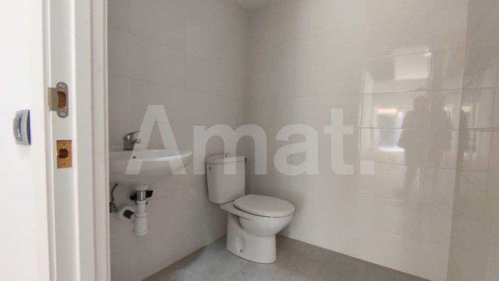 Casa de poble amb garatge, al centre -45