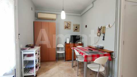 Casa de poble amb garatge, al centre -14