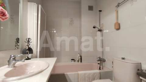 Casa de poble amb garatge, al centre -24