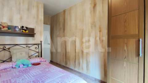 Casa de poble amb garatge, al centre -26