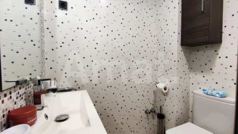 Casa de poble amb garatge, al centre -36