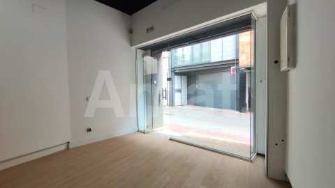 Casa de poble amb garatge, al centre -38