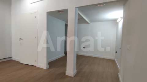 Casa de poble amb garatge, al centre -43