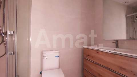 4-bedroom town house, in the center -22