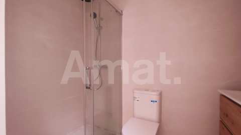 4-bedroom town house, in the center -23