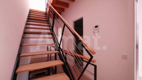 4-bedroom town house, in the center -24