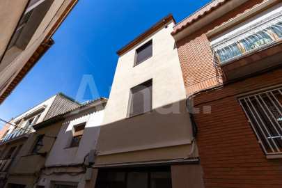 Casa de 4 habitaciones, en el centro -34