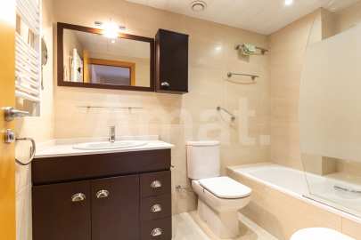 Moblada planta baixa amb gran terrassa, a prop del Walden -16