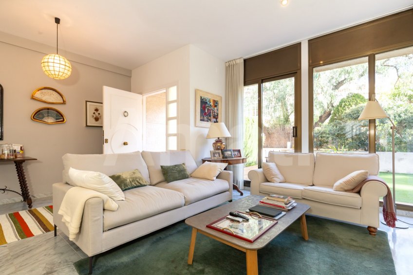 Casa con Jardín -17