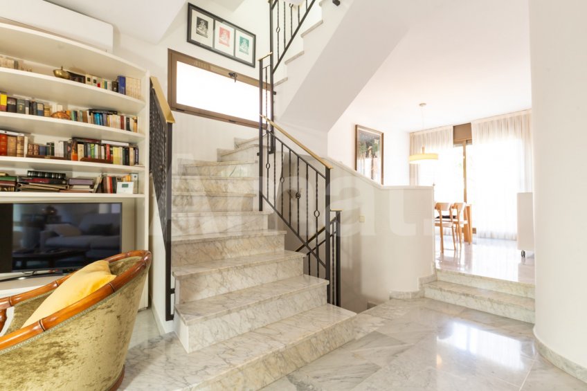 Casa con Jardín -19