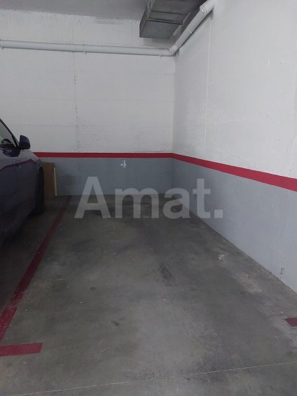 Plaça d'aparcament en zona Monestir -3