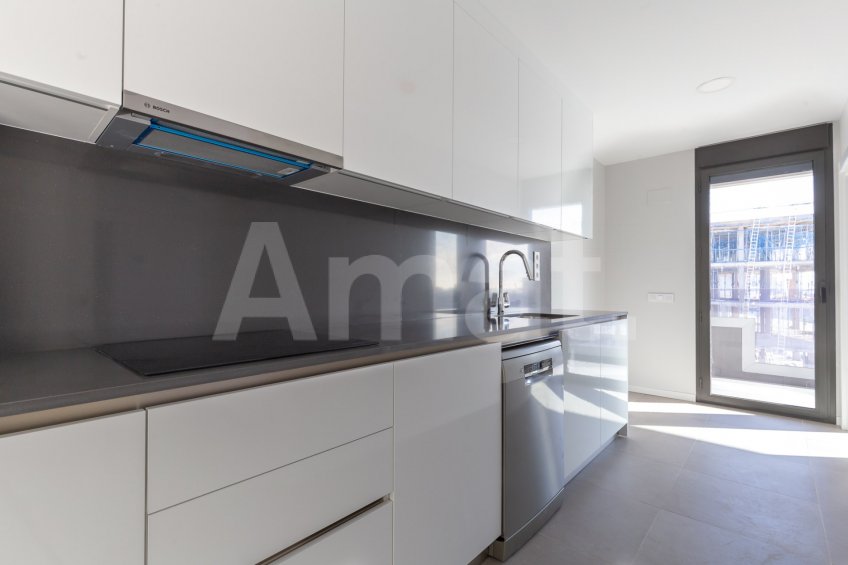 3-bedroom brand new flat with pool and views, in Montesa -14