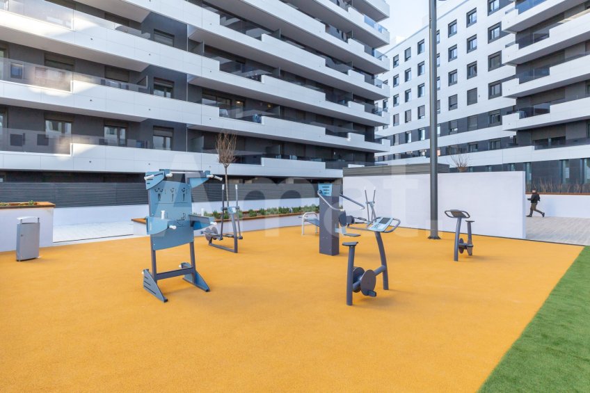 3-bedroom brand new flat with pool and views, in Montesa -34