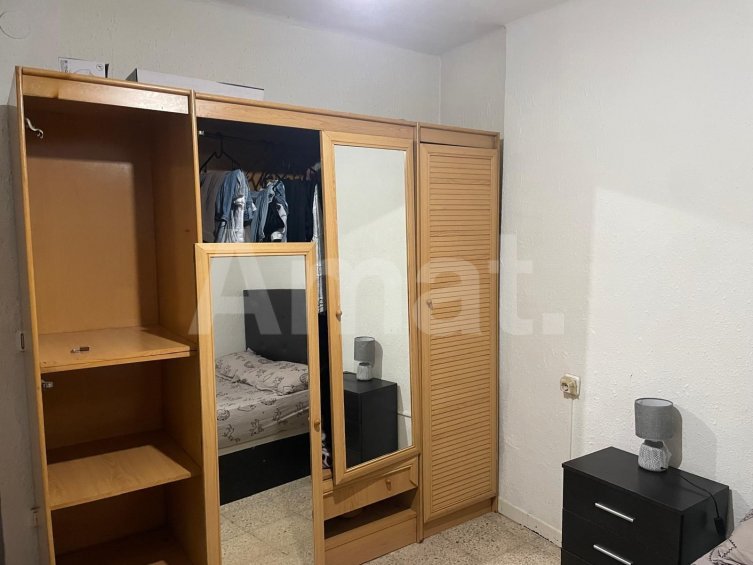 Piso en el centro de 3 habitaciones -14