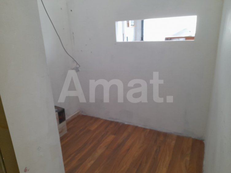 local con mucho potencial -10