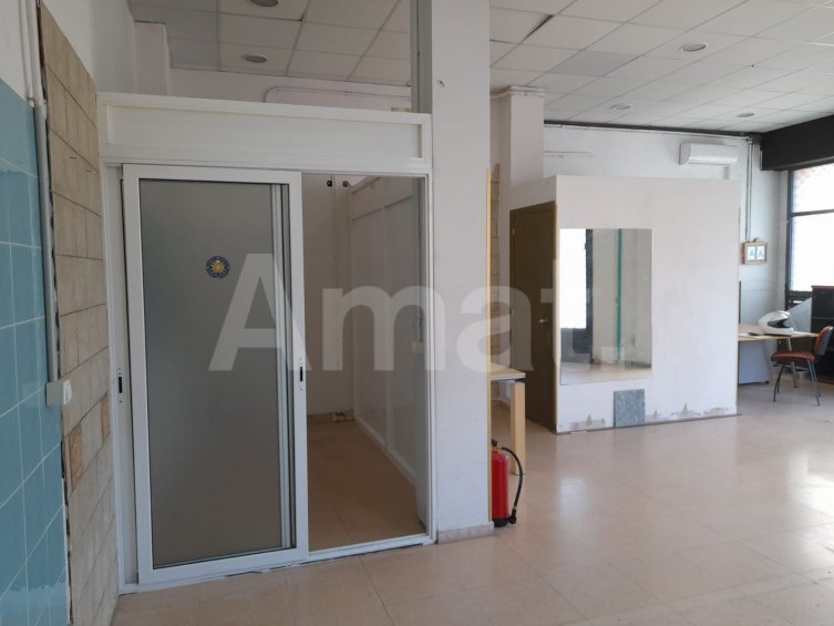 local con mucho potencial -7