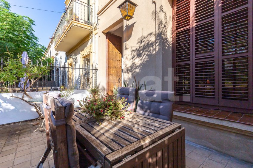 Elegant Historic House with Private Garden in the Centre of Vilassar de Mar -5