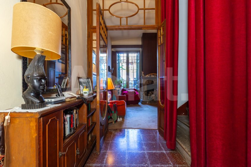 Elegant Historic House with Private Garden in the Centre of Vilassar de Mar -7