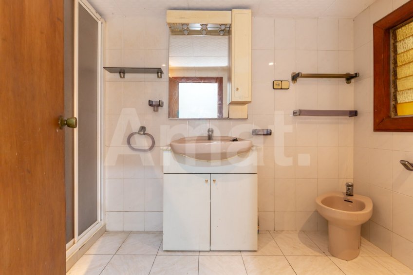 Apartment with a terrace in Vila de Gràcia. -18
