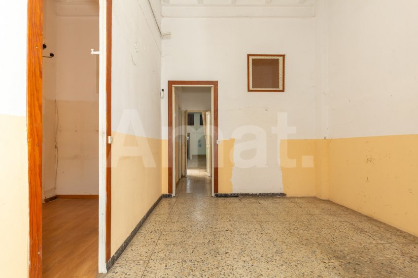 Apartment with a terrace in Vila de Gràcia. -27