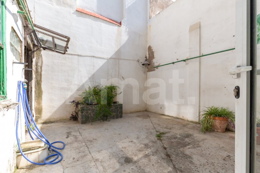 Apartment with a terrace in Vila de Gràcia. -4