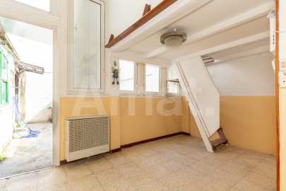 Apartment with a terrace in Vila de Gràcia. -14
