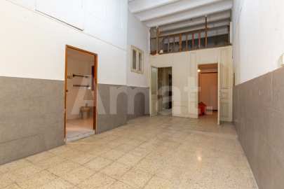 Apartment with a terrace in Vila de Gràcia. -31