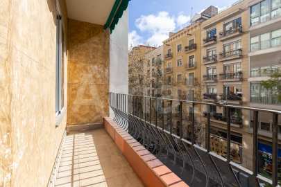 Pis exterior amb terrasses a Fort Pienc -9