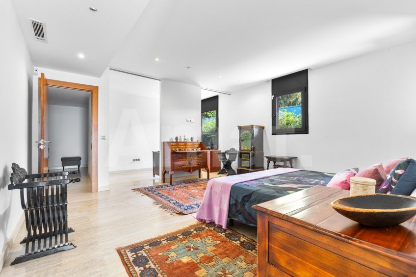 Exclusiva i funcional casa en Ciutat Diagonal -16