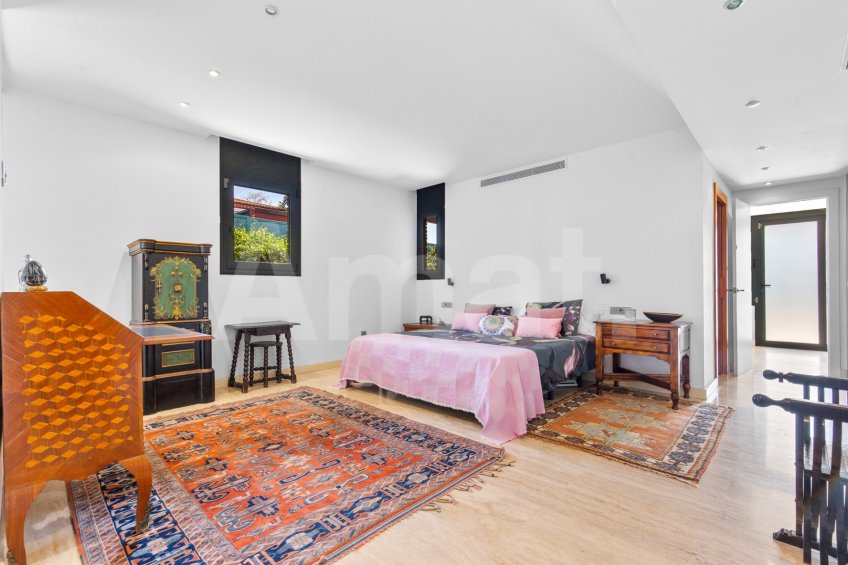 Exclusiva i funcional casa en Ciutat Diagonal -17