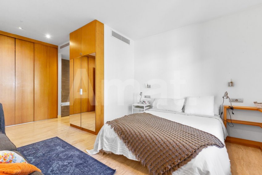 Exclusiva i funcional casa en Ciutat Diagonal -21