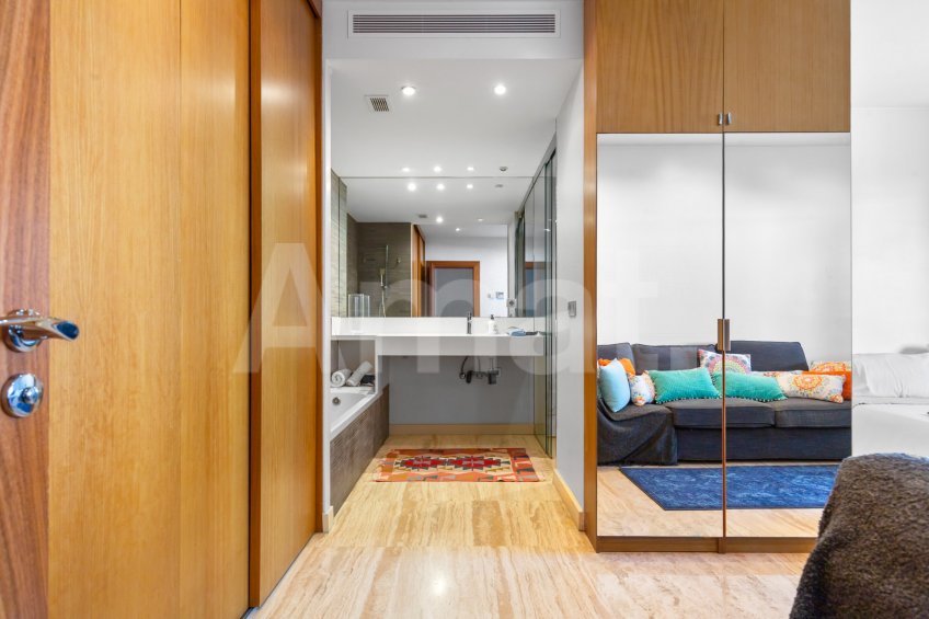 Exclusiva i funcional casa en Ciutat Diagonal -23