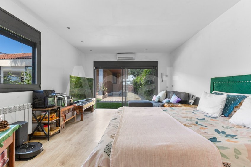 Exclusiva i funcional casa en Ciutat Diagonal -27