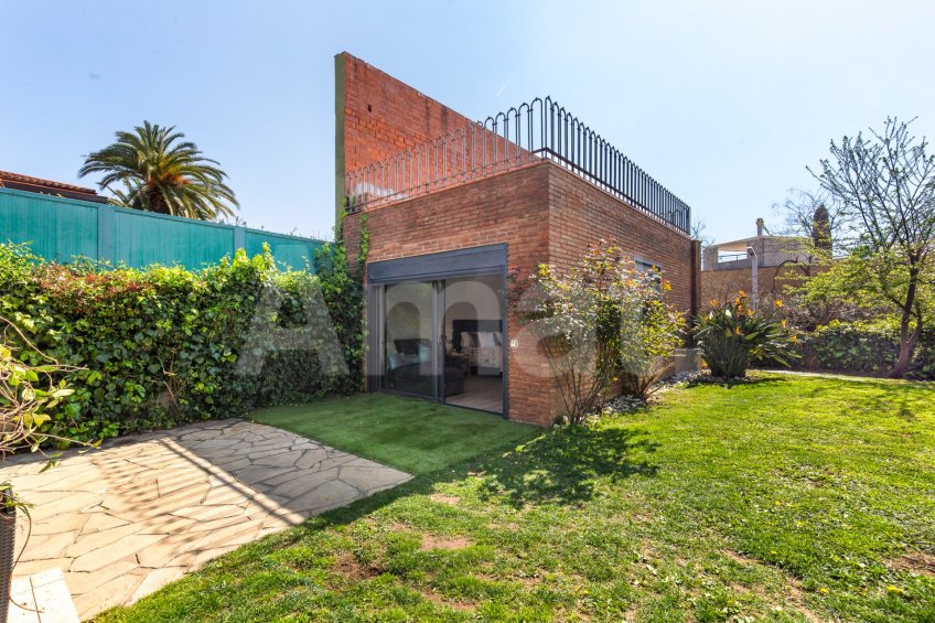 Exclusiva i funcional casa en Ciutat Diagonal -34