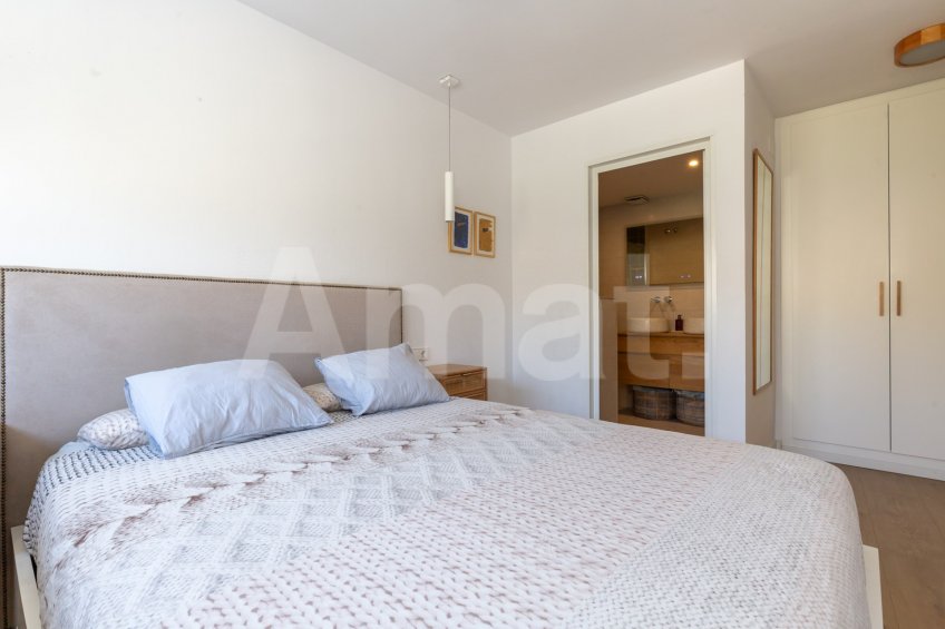 Planta baja con terraza, en Parc Central -20