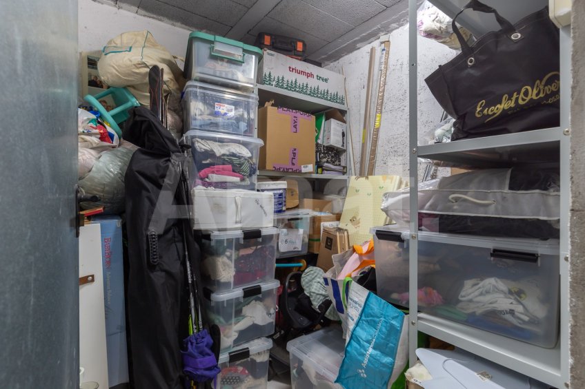 Planta baja con terraza, en Parc Central -42