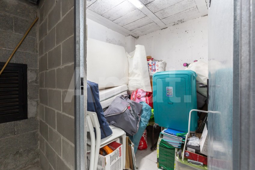 Planta baja con terraza, en Parc Central -43